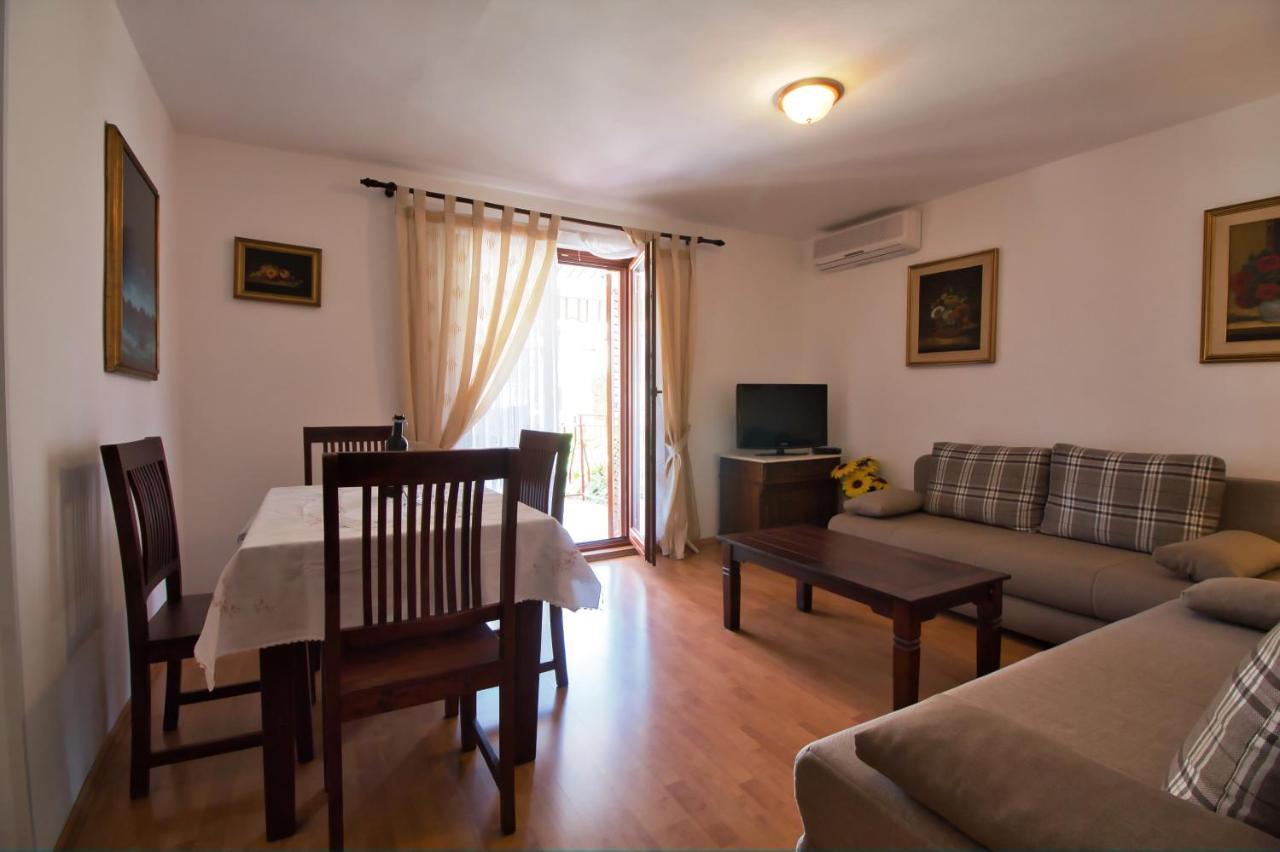 Monte Apartment