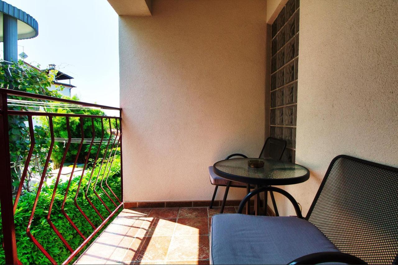 Apartment Monte *